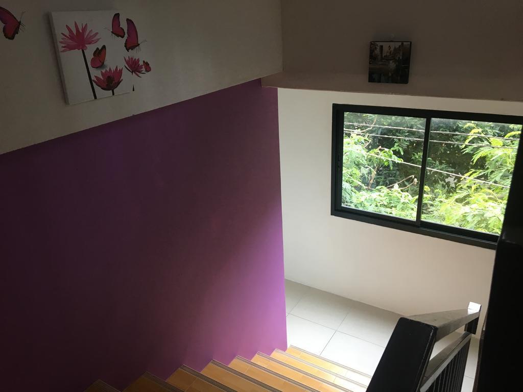 Corsica Guesthouse หาดกะตะ ภายนอก รูปภาพ