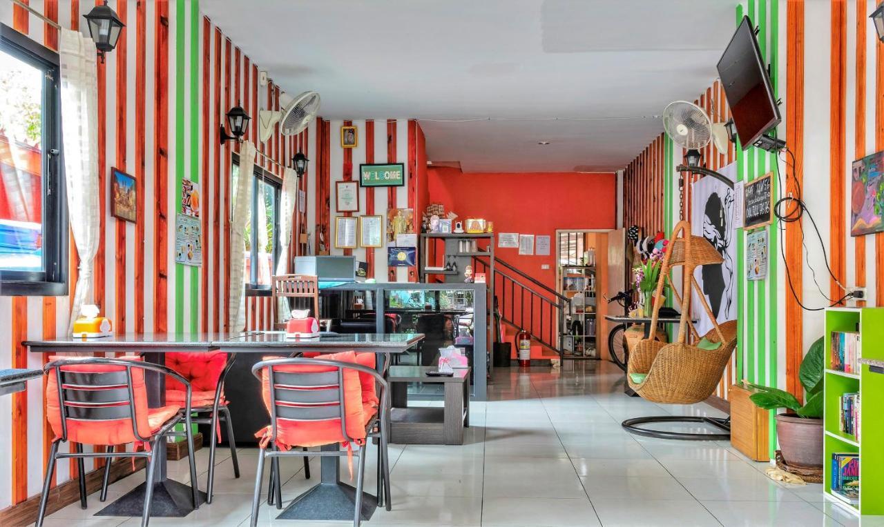 Corsica Guesthouse หาดกะตะ ภายนอก รูปภาพ